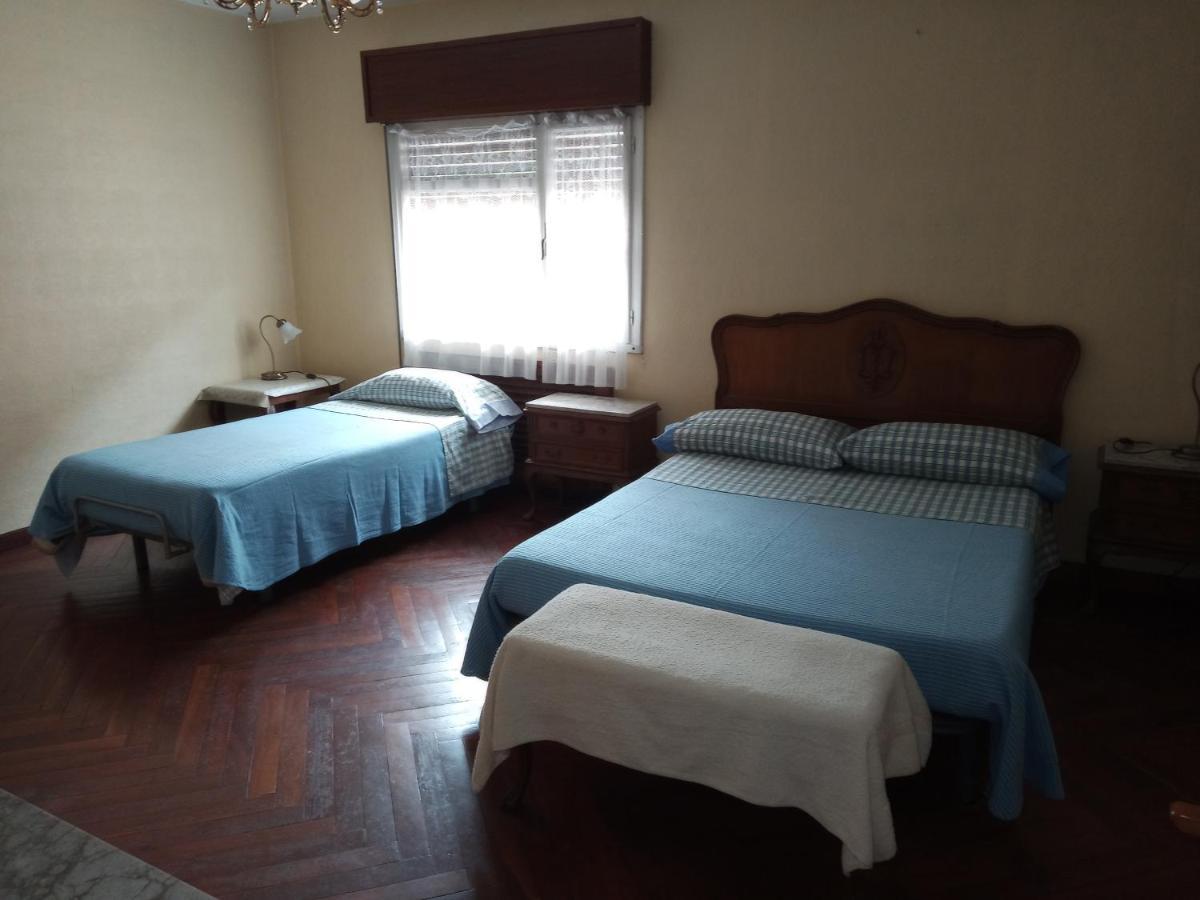 Pension Los Pinos Gijon Exterior photo